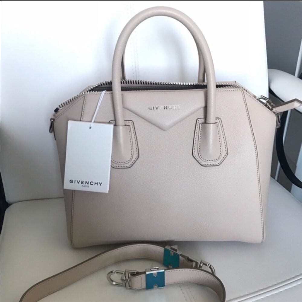 Givenchy Antigona